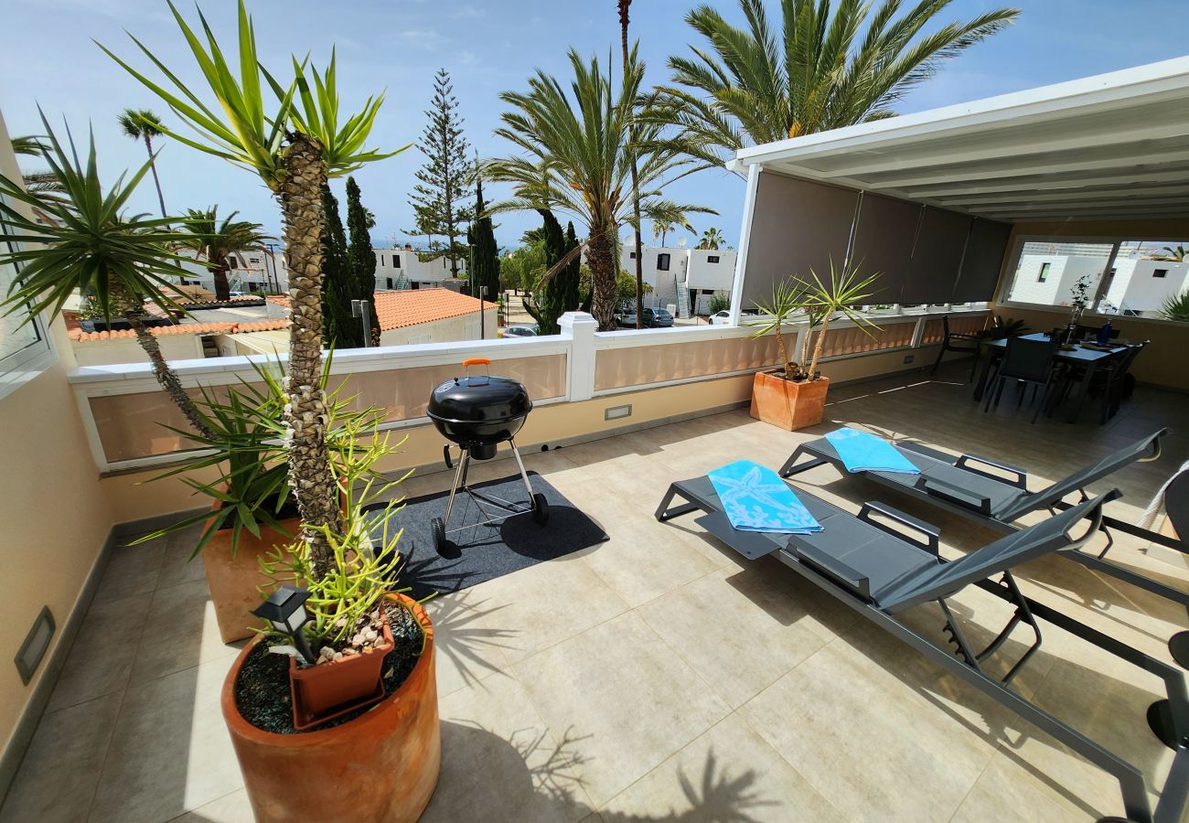 Ferienwohnung in Playa de Las Americas - Sea View Apartment Urbania Club - Playa de las Americas