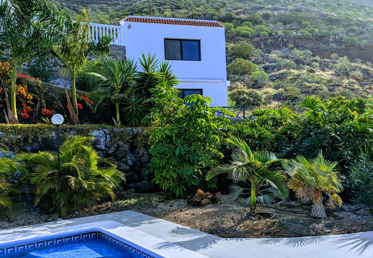 Ferienwohnung in Santiago del Teide - Cliff Haven Sea View Apartment - Adults Only