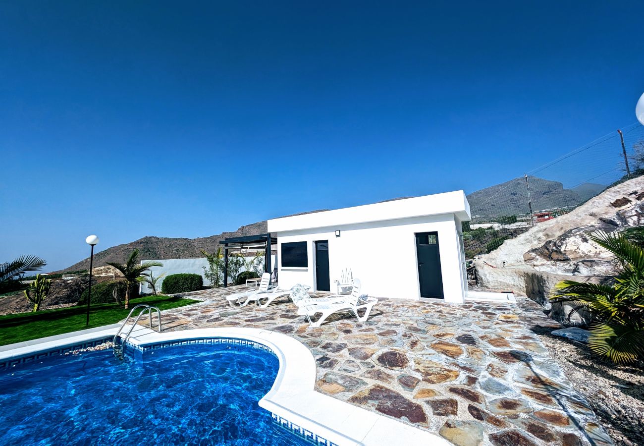 Ferienhaus in Santiago del Teide - Sea View House Pride & Joy- Adults Only