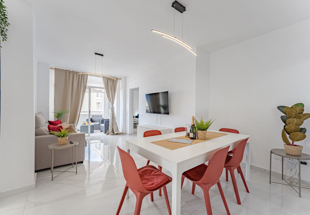 Ferienwohnung in Adeje - Happy Sabina Sea View Apartment