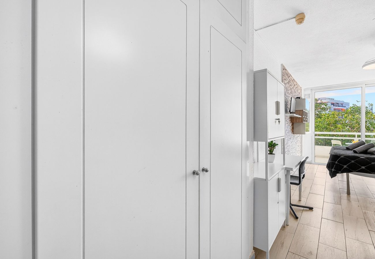 Ferienwohnung in Playa de Las Americas - Sea View Studio Playa de Las  Americas