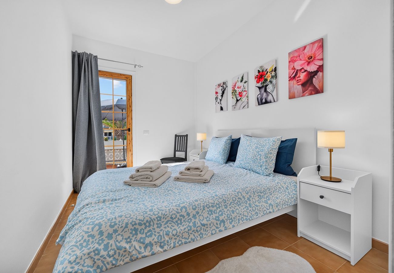 Ferienhaus in Palm - Mar - Casa El Pinzon - Sea View Holiday House Palm Mar