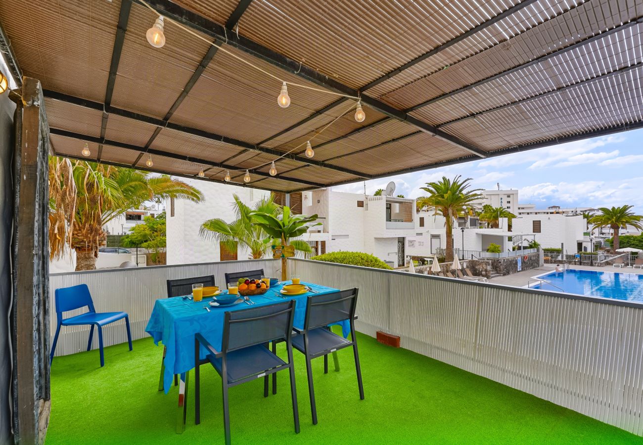 Ferienwohnung in Playa de Las Americas - Sun Terrace with Pool - Playa de las Americas